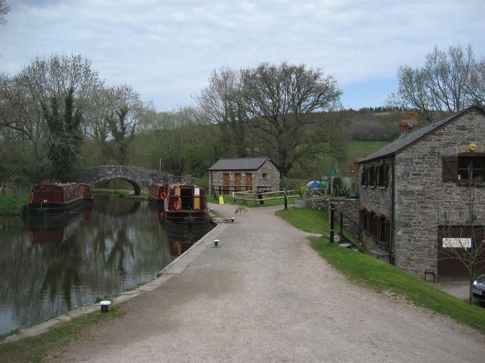 Cae Y Rhedyn Annexe Crickhowell Exterior foto